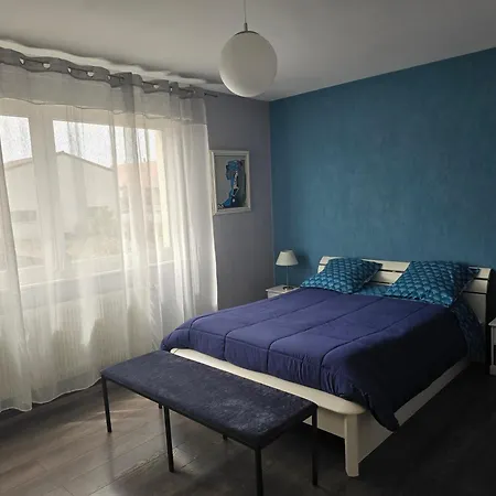 Apartment Bel 3 Pieces Dans Calme *